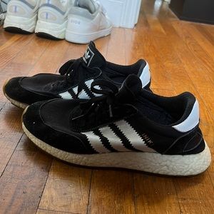 Adidas INIKI sneakers side 9US